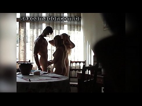 ❤️ Sex przyjaciele zapraszają gigantycznego mężczyznę i trójkąt z nim ️ Fucking at pl.tubsexercom.ru ❤